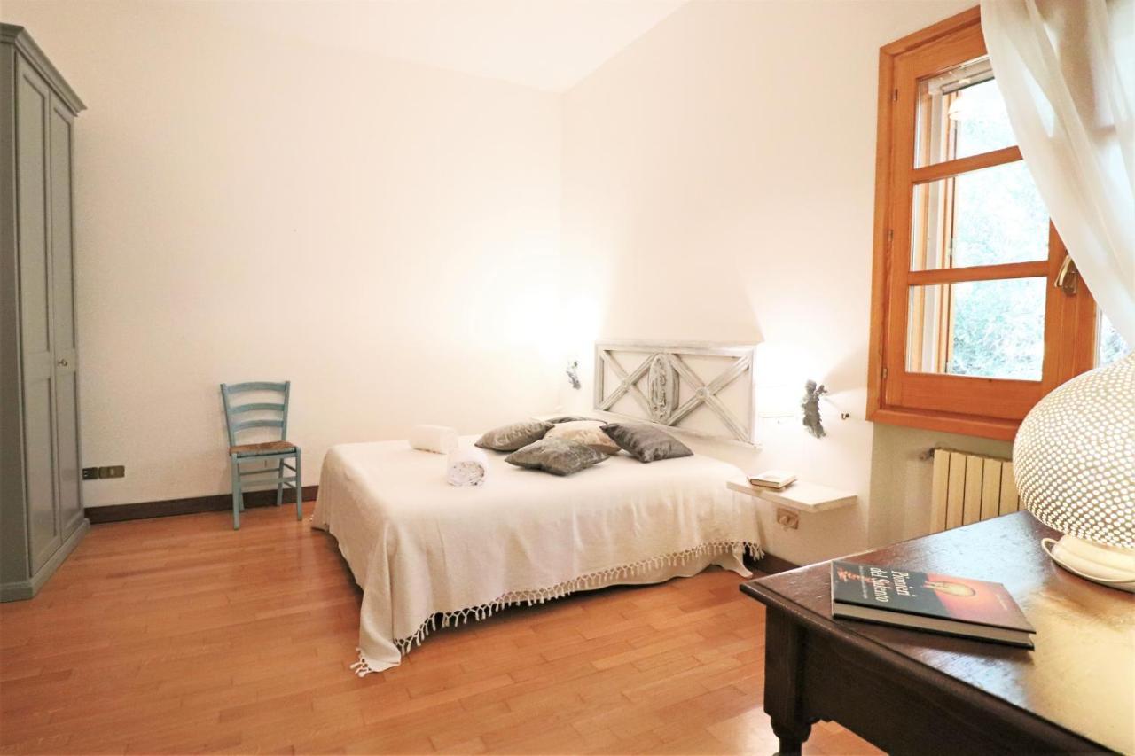 Relais Delle Rose Bed & Breakfast Lecce Ngoại thất bức ảnh