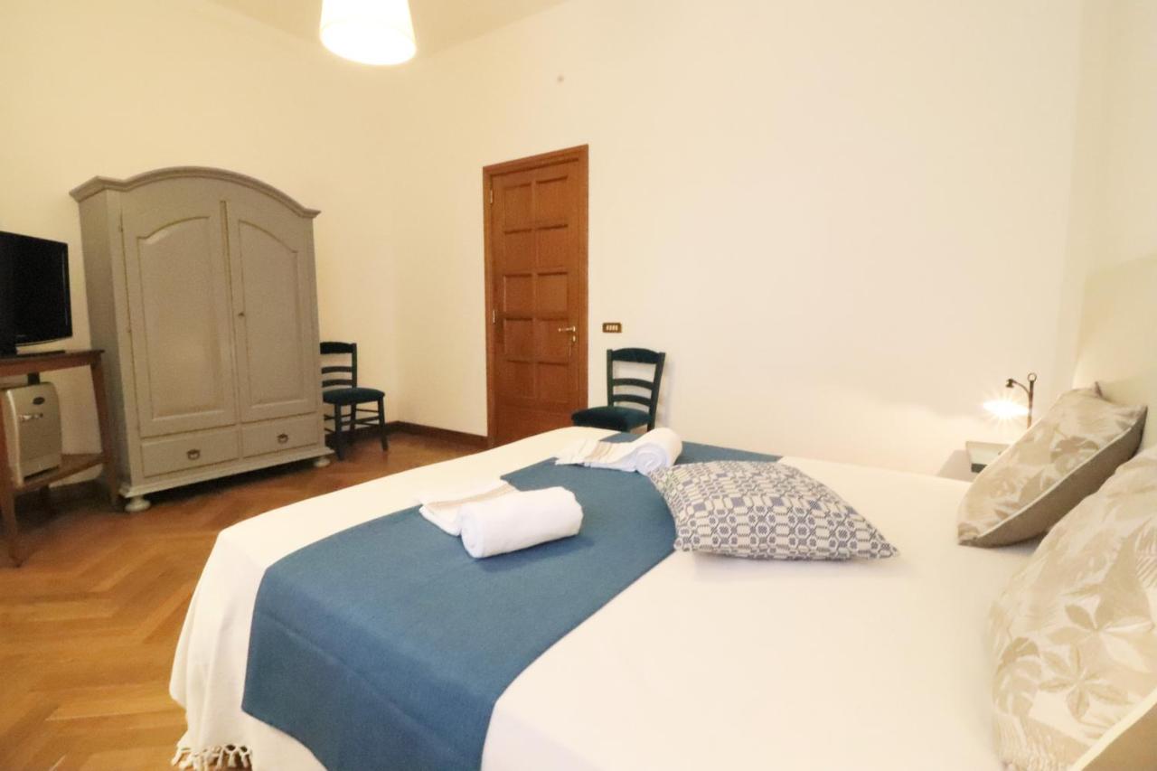 Relais Delle Rose Bed & Breakfast Lecce Ngoại thất bức ảnh