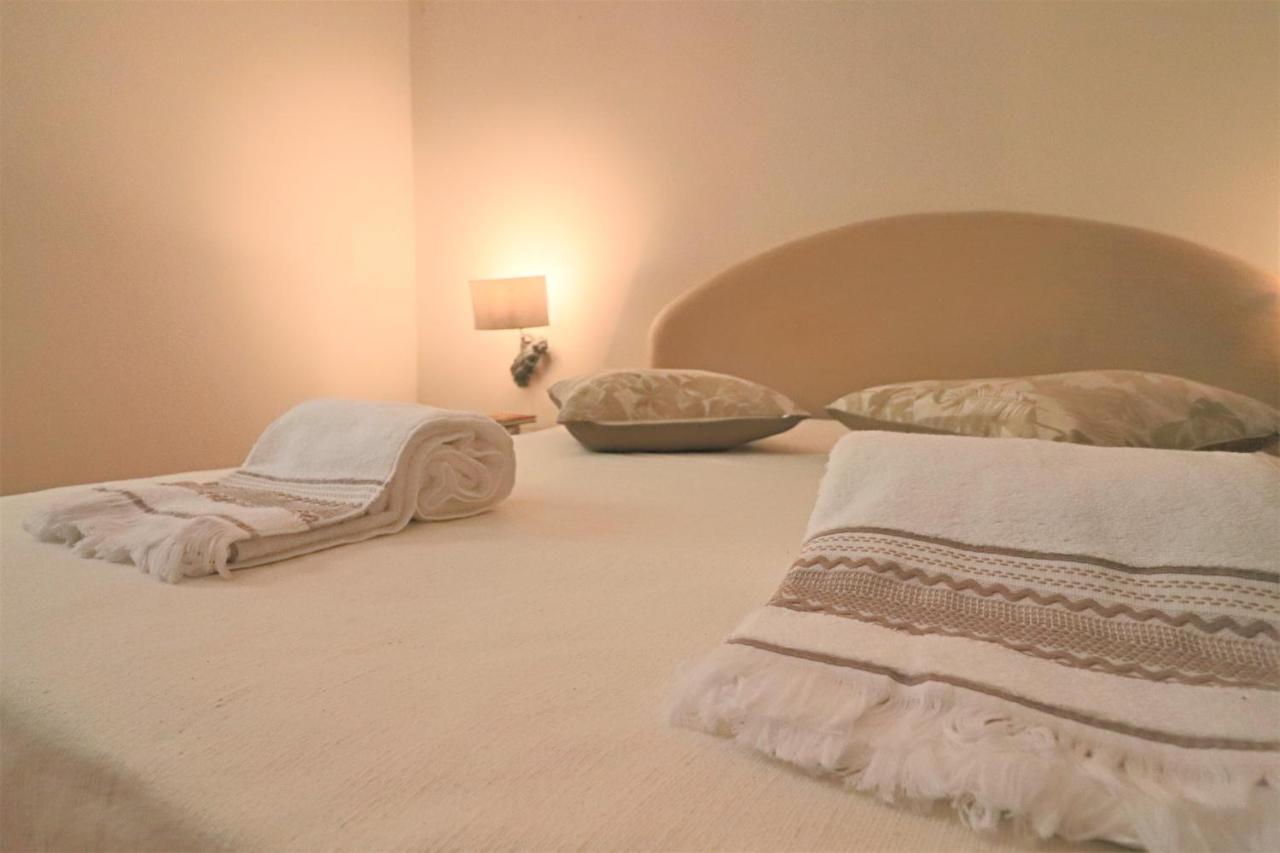 Relais Delle Rose Bed & Breakfast Lecce Ngoại thất bức ảnh