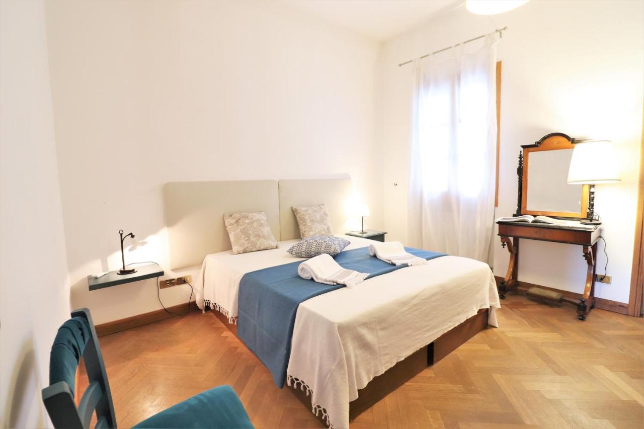 Relais Delle Rose Bed & Breakfast Lecce Ngoại thất bức ảnh