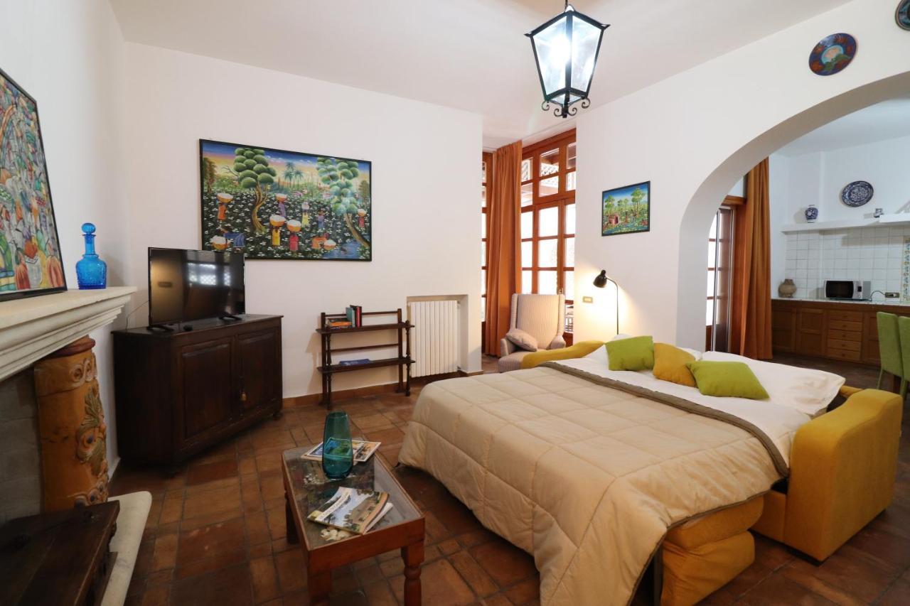 Relais Delle Rose Bed & Breakfast Lecce Ngoại thất bức ảnh